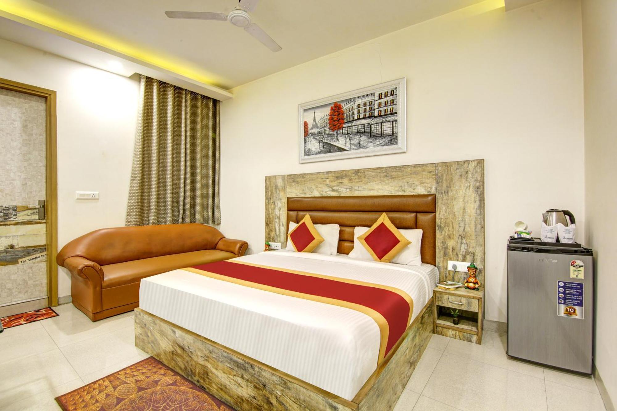Gracious By Vishesh Hotels & Home Stay New Delhi Luaran gambar